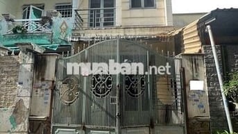 XE TẢI ĐỔ CỬA - NGAY LÊ VĂN KHƯƠNG- ĐỐI DIỆN NHÀ MÁY BIA TIGER- 2 TẦNG