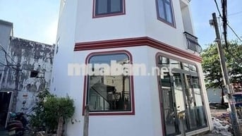 em bán nhà chính chủ Thạnh Xuân 21 1 / hẻm ô tô