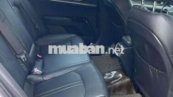 Kia K5 2022 Trắng 5 chỗ