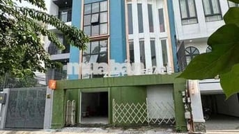 Toà nhà kiến trúc đương đại trung tâm Q1 Tân Định