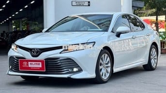 Toyota Camry 2.0E 2021 Trắng 54.200 km