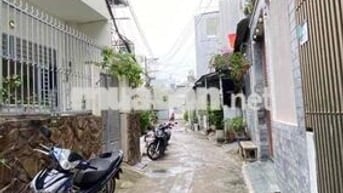 nhà 1 lầu hẻm oto ngay đại học cảnh sát, đại học ngân hàng nhà trống