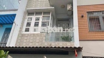 cho thuê nhà 2 lầu Ngã tư ga gần chợ cầu đồng 4 phòng ngủ đường 5m