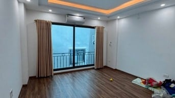 Nhà khách ngộp bank cần bán gấp