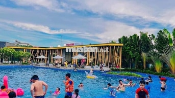 Biệt thự nghĩ dưỡng, cho thuê, 170m2, 1 trệt 2 lầu, 1 tum, Đức Hòa