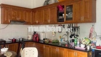 NHÀ 2 TẦNG 104M2- HUỲNH TẤN PHÁT QUẬN 7- 4PN- HẺM THÔNG- SHR- HƠN 5 TỶ
