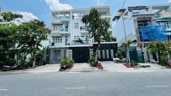Lô góc tđc phú mỹ 7x18 đường 14m giá 12.5 tỷ sổ hồng