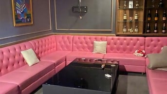 Bán nhà mặt tiền Lê Thánh Tôn, DT 5x10m, 2 tầng, vị trí Kim Cương