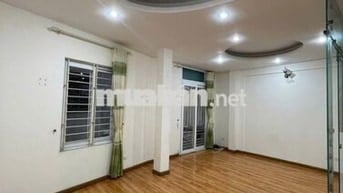 Gần Tây Hồ, LÔ GÓC - 42m2 x 6MT x 5T , Nhà mới tinh . Ở ngay !