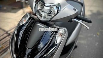 Honda Lead 4Val 2026 Bạc 300km