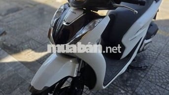 Honda SH 160 ABS 2025 Trắng đen