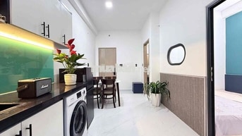 1 Phòng Ngủ - Tách Bếp - Ban Công Mới Tinh 100%