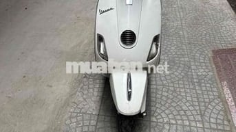 Piaggio Vespa LX 125