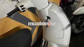 Piaggio Vespa LX 125 i.e 2013 Trắng