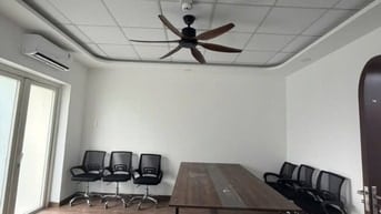 CHO THUÊ VĂN PHÒNG LÀM VIỆC 33m2 – kế Chung Cư Shapira