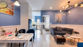 Cho thuê SaiGon Royal quận 4 view Bitexco/ ban công 43m2 chỉ 15tr 
