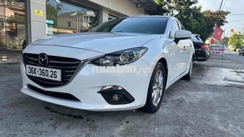 Mazda Mazda 3 Trắng 5 chỗ Xăng