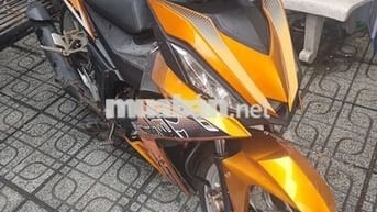 Xe nhà đi Honda Winner 2018 Cam đen đang chạy..