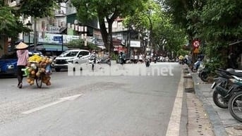 CHO THUÊ NHÀ MẶT TIỀN PHỐ CỔ – 3 TẦNG  - DT 14M – VỈA HÈ SIÊU RỘNG  -
