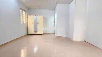 MÌNH CẦN BÁN GẤP GÓC 2 MẶT TIỀN HẺM XE TẢI TRỤC NGUYỄN VĂN ĐẬU.