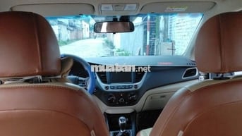 Hyundai Accent Bạc Số sàn