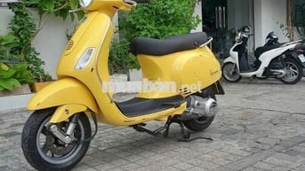 Piaggio Vespa LX 