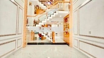 NHÀ ĐẸP MỚI KENG, TRỆT, LỬNG, 3LẦU, 4PN, 5WC, ĐƯỜNG XE TẢI 