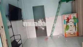 cho thuê nhà Quang trung  hẻm 1050// cach hem xe hơi 2 can nhà 