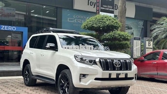 Toyota Hà Đông bán Prado 2.7V 2017 Trắng 11 vạn