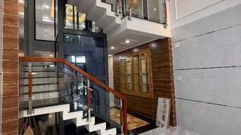 Nhà 5 Tầng - 237m2 Sàn - Thang Máy - 6PN, 7WC - Bình Tân - Giá 8,7 Tỷ 