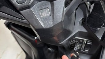 XE VARRIO 125cc. Chinh chủ kí ngay cho ae