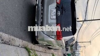 XE MÌNH 8 CHỖ ÍT ĐI NÊN CẦN BÁN HOẠC ĐỔI 5 CHỖ