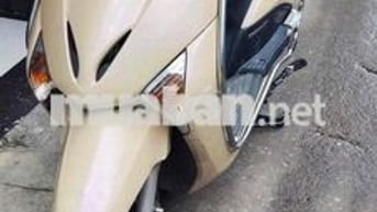 Honda Lead Vàng xe tiết kiệm xăng , tốt