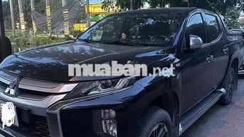 Mitsubishi Triton Đen 5 chỗ