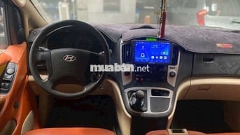 Hyundai Starex 8 chỗ màu Vàng