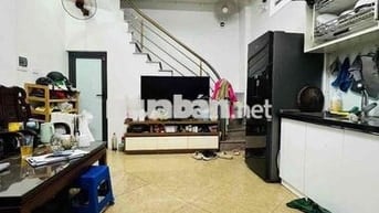 Bán nhà phố Đào Tấn, 10m oto, dân xây 21m*5T tặng full NT ở ngay