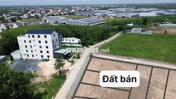 Chủ cần bán gấp lô đất chỉ cách KCN Minh Hưng 2 phút đi xe ,full 390tr