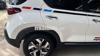 Kia Sonet Luxury 2024 Trắng 14.000 km. chán bán
