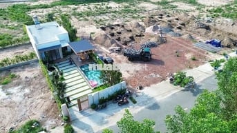 nhà 250m2  tâm huyết mới xây xong tôi cần bán