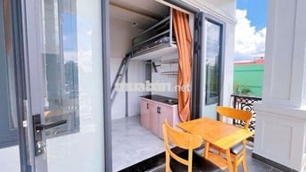 CĂN HỘ  – BAN CÔNG RỘNG THOÁNG MÁT. Có gác