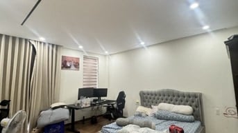 Bán nhà HXH sát Ni Sư Huỳnh Liên, Tân Bình, 5.35x16, 4 tầng, 10 tỷ nhẹ