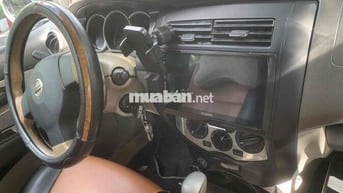 Nissan Livina 2011 Tự động Trắng nhập nhâtk