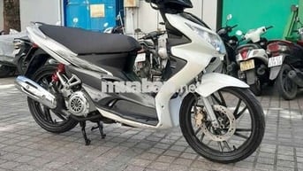 Suzuki Hayate 125 