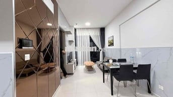 Căn 2PN và 2WC đầy đủ nội thất thiết kế; Chỉ 9 tr/tháng. VIEW HỒ