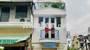 CHO THUÊ NHÀ GÓC 2MT CÔ GIANG Q1 - TRỆT 3 LẦU