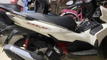 Honda Air Blade Trắng 707 km