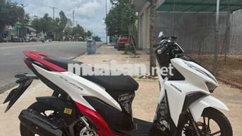 Honda Vario 150 Trắng, Đỏ