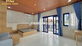 PENTHOUSE NGAY ETOWN CỘNG HOÀ - FULL NỘI THẤT - DT 50m2