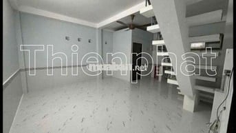 Nguyên căn hẻm xe hơi 3PN gần chợ tân thuận