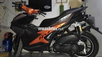Yamaha NVX 125 Đen cam